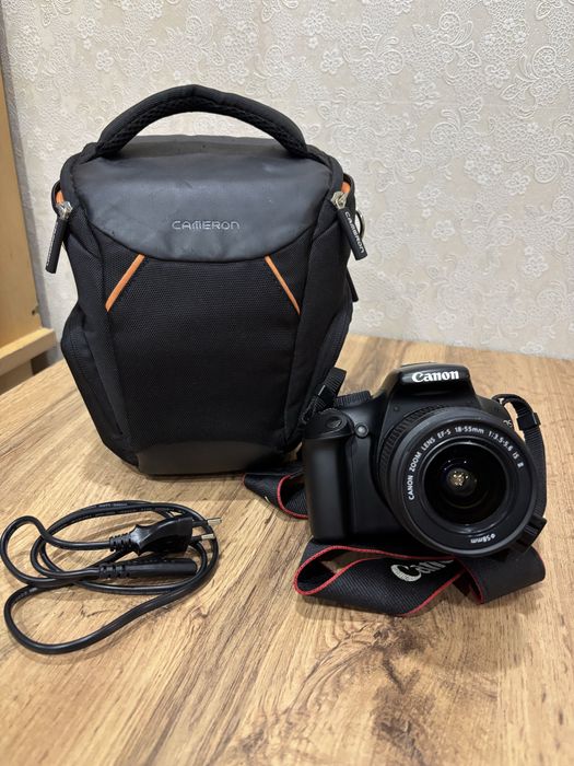 Canon фотоаппарат 1100 D в отличном состоянии
