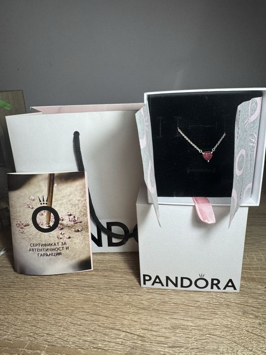 Пандора колие Нежност и романтика