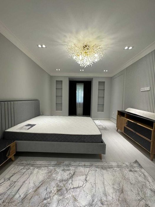 (Добрый) ЦУМ, 72 м², 3/2/4, Квартира с новым ремонтом