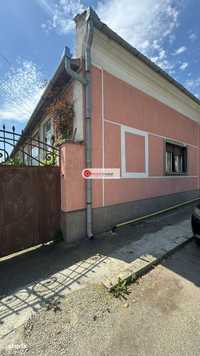 Casa 4 camere, 2 bai, teren 400 mp, Zona Centru-Judecatorie!