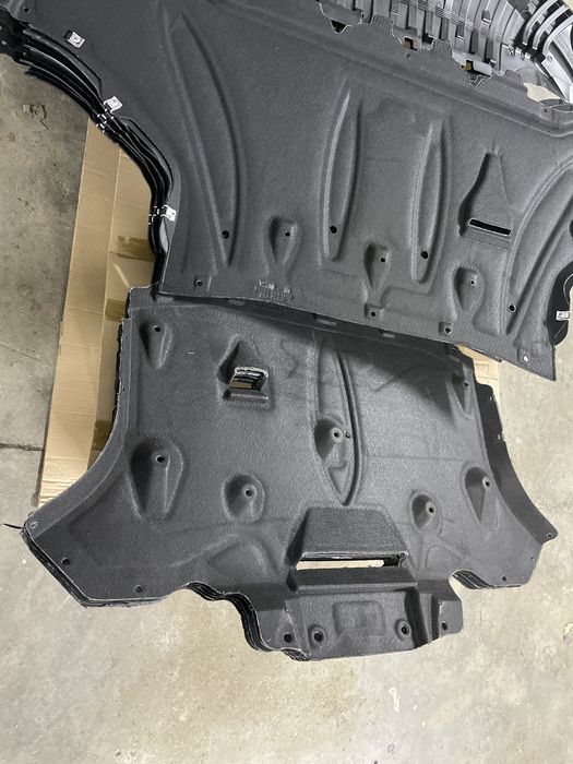 Scuturi audi A8 4h d4