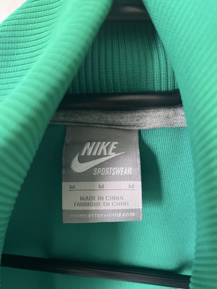 Nike горнище  разм . М