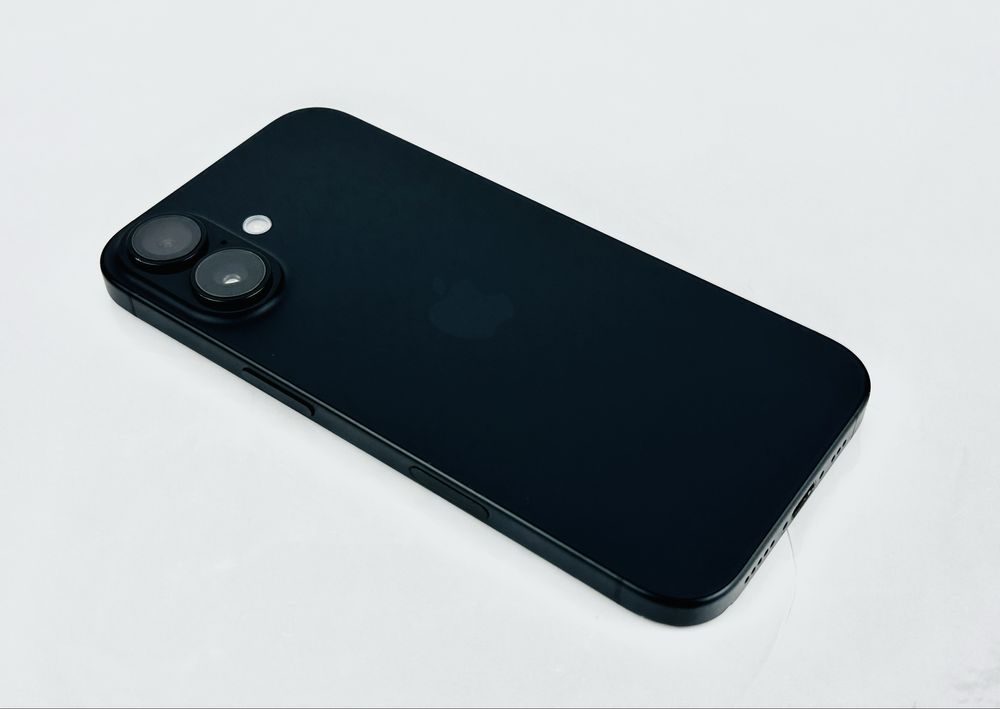 Apple iPhone 16 128GB Black 100% Батерия! Гаранция!