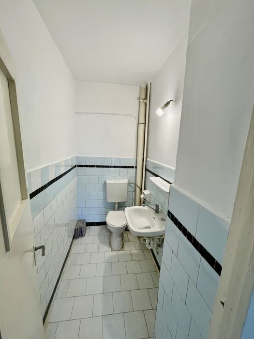 vand apartament decomandat 4 camere etaj 2 Iasi