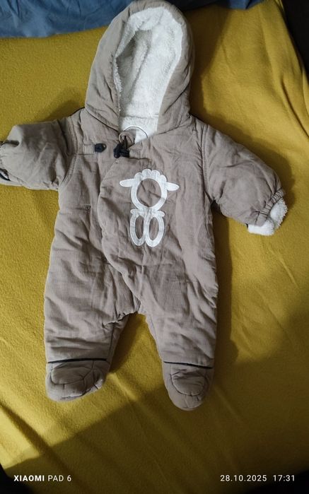 Космонавт бебешки