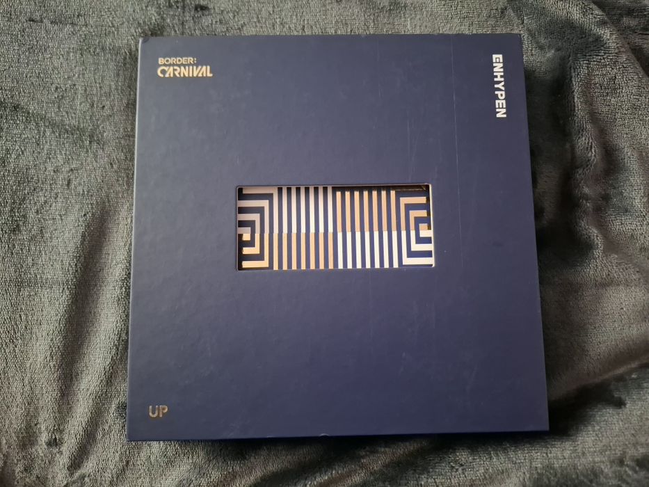Албум на ENHYPEN carnival
