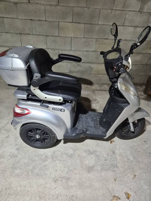 Триколка внос от Германия