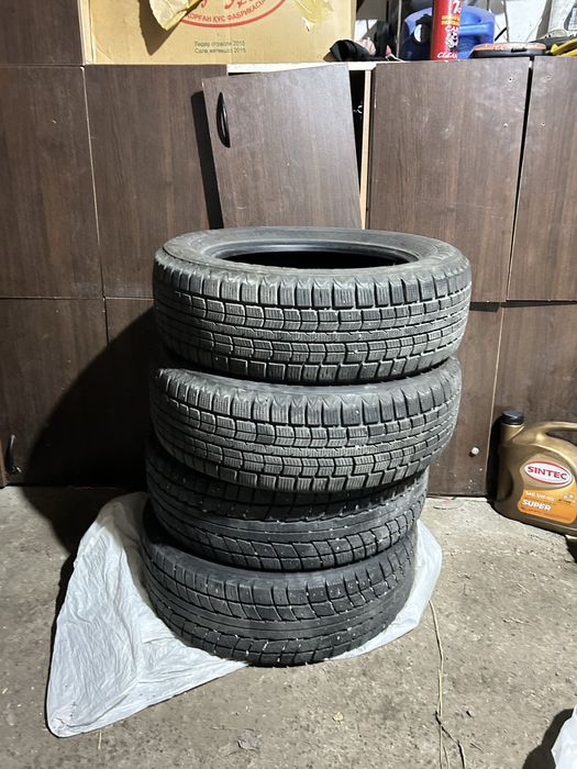 Продам зимние шины 185/65/15