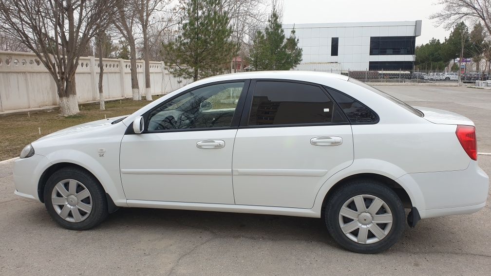 Chevrolet Gentra 2015