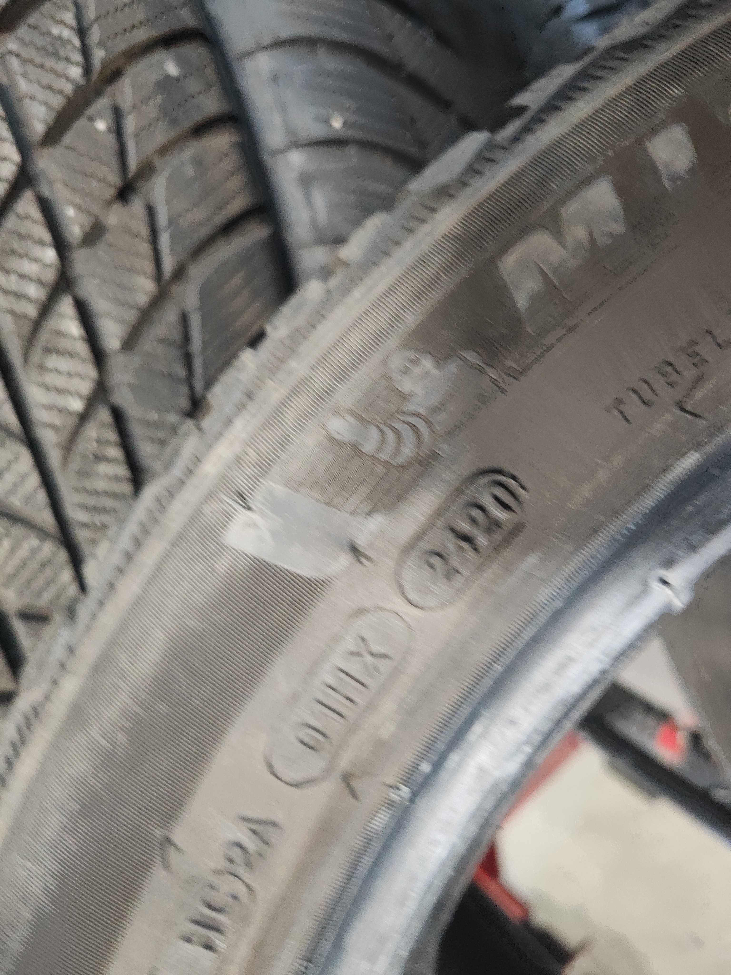 2бр. зимни гуми 205/55/17 Michelin