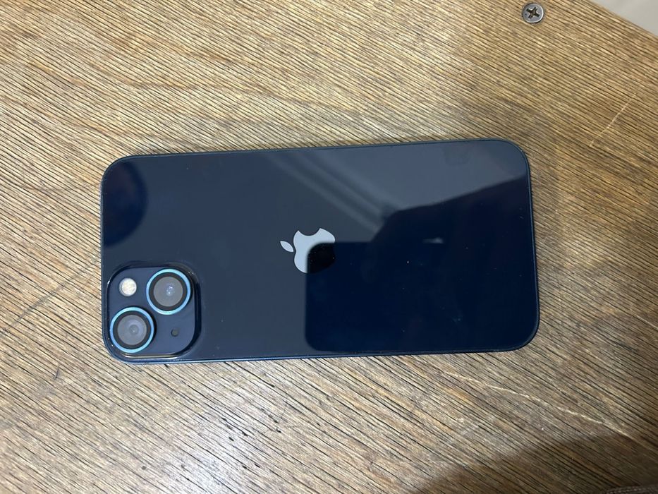 Айфон 13 128 гб.