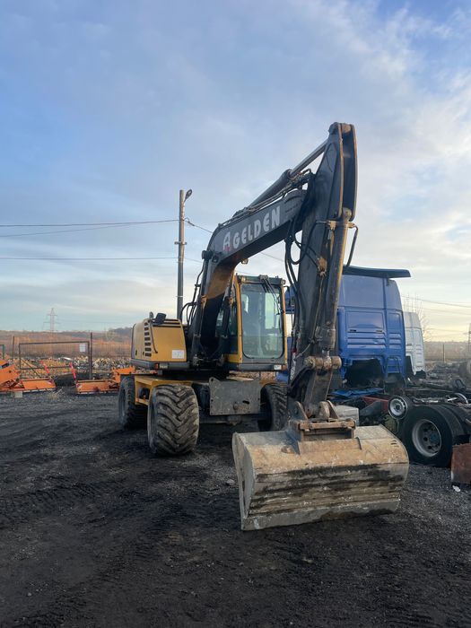 Vand excavator Volvo EW 160 B