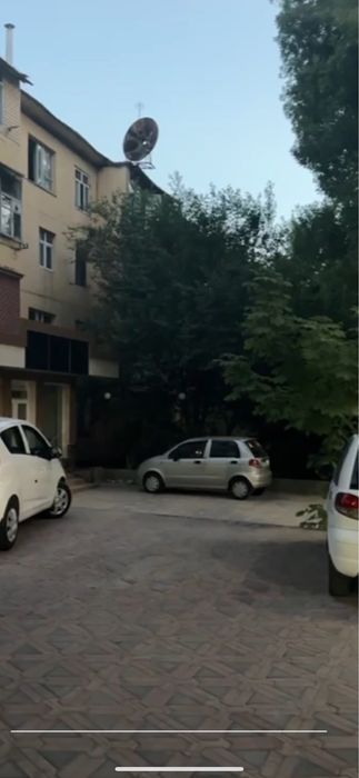 Somsaxonaga arendaga berladi