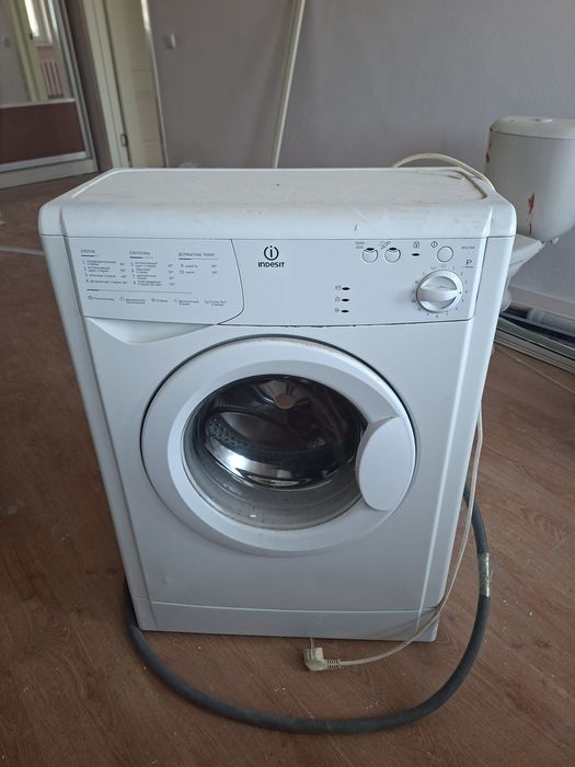 Продам стиральную машинку