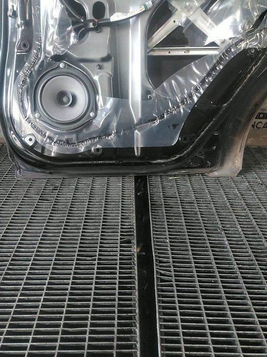 Usa Dreapta Spate Daihatsu Terios 2006 - 2010 SUV 4 Usi NEGRU (1192)