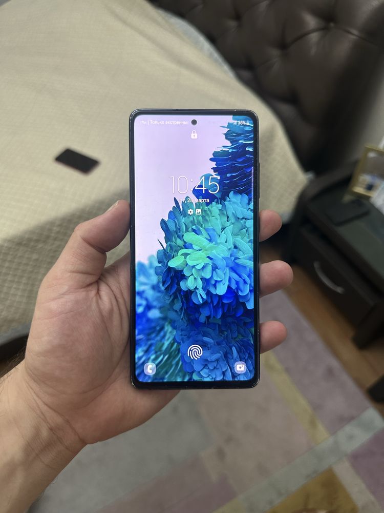 Samsung s20fe 6/128gb