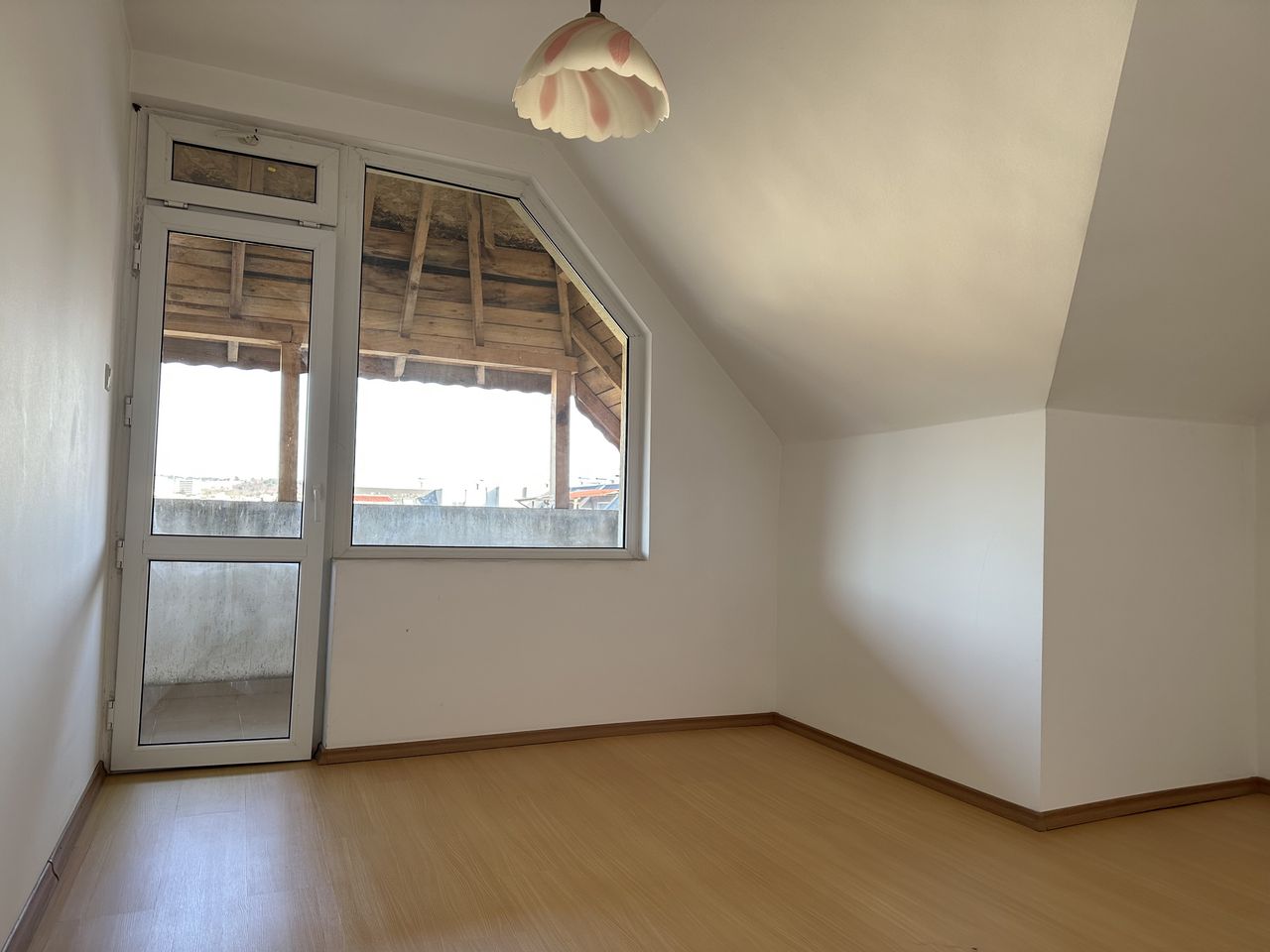 Продава се Мезонет в Кърджали, Гледка - 100 кв.м за 800 €/кв.м - Снимка #9