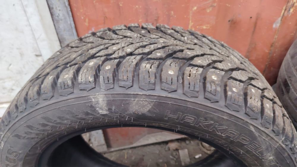Продам зимние шины