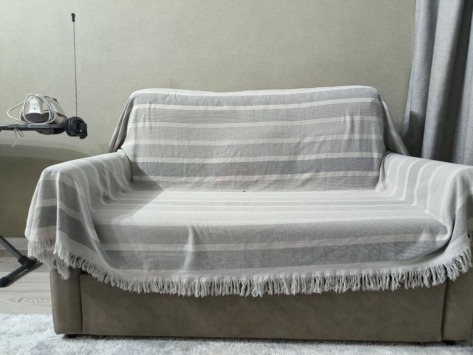 Продаю хороший диван