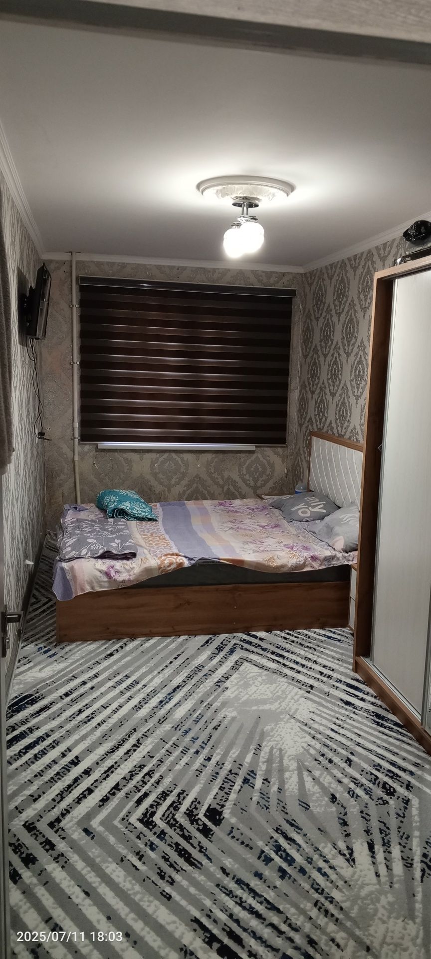 Срочно продаю квартиру 2 компания 1 этаж