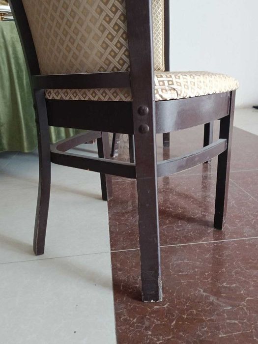 стулья из туйханы 400 - 500 шт продаётся, в розницу или оптом