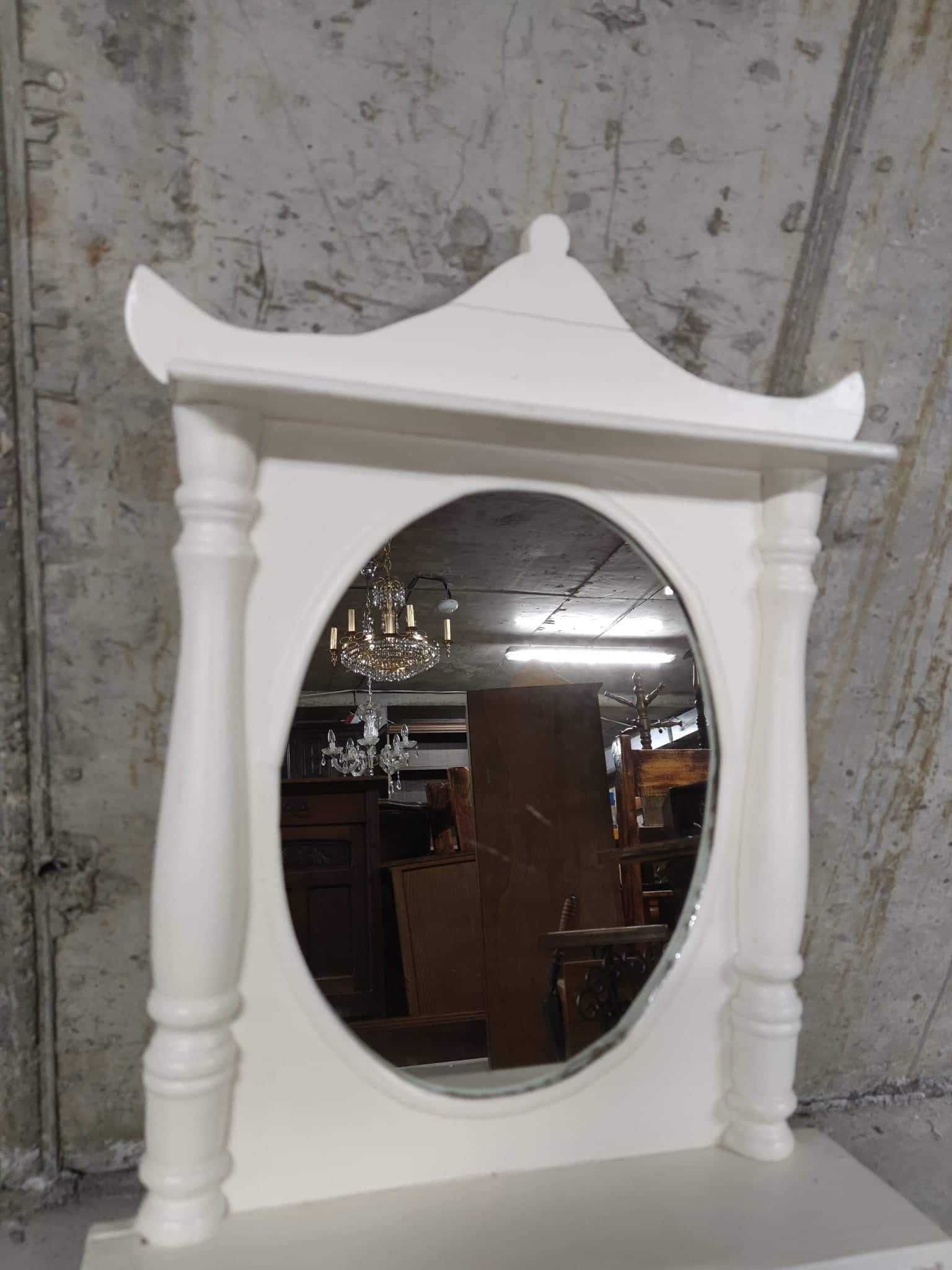 Огледало за стена в ретро стил