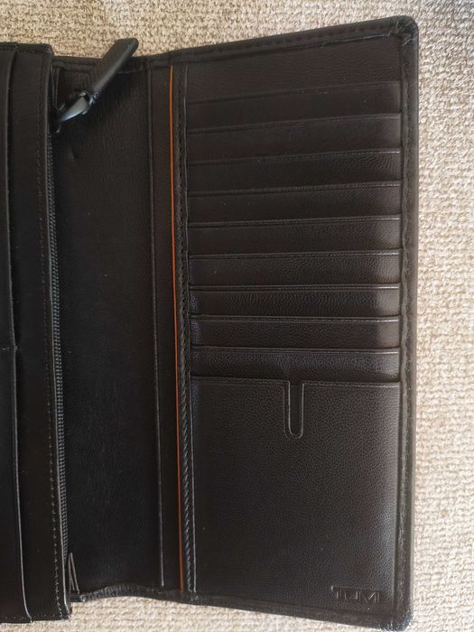 TUMI Chambers Leather Breast Pocket Wallet