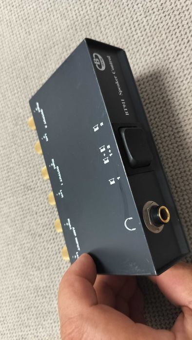 Speaker Selector Splitter Btech BT911 Control A B or Both