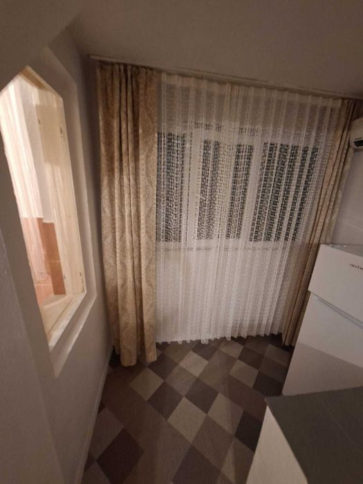 Inchiriez garsoniera Brazda G5, etaj 6