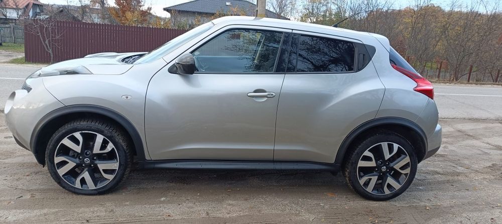 Nissan Juke Tekna Edition motor 1,5 diesel 110 cp euro 5 an 2014