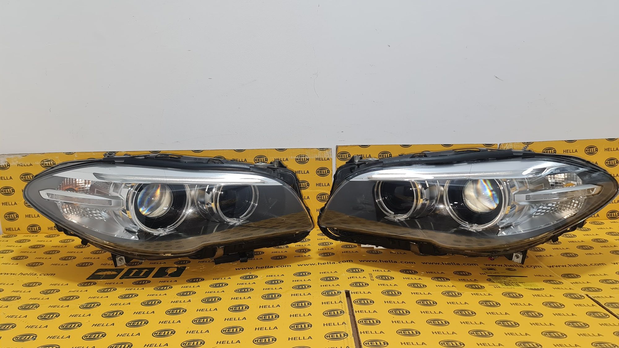 Far faruri bi xenon BMW 5 f10 f11 facelift lci