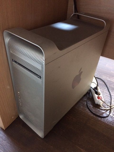 Apple Mac Pro Quad Core 2.66 XEON