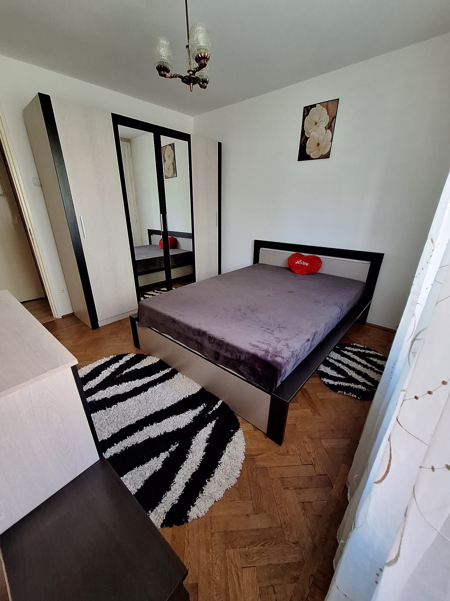 Apartament 2 camere de închiriat