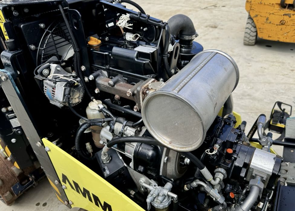 Service generator de curent / mai compactor / placa compactoare