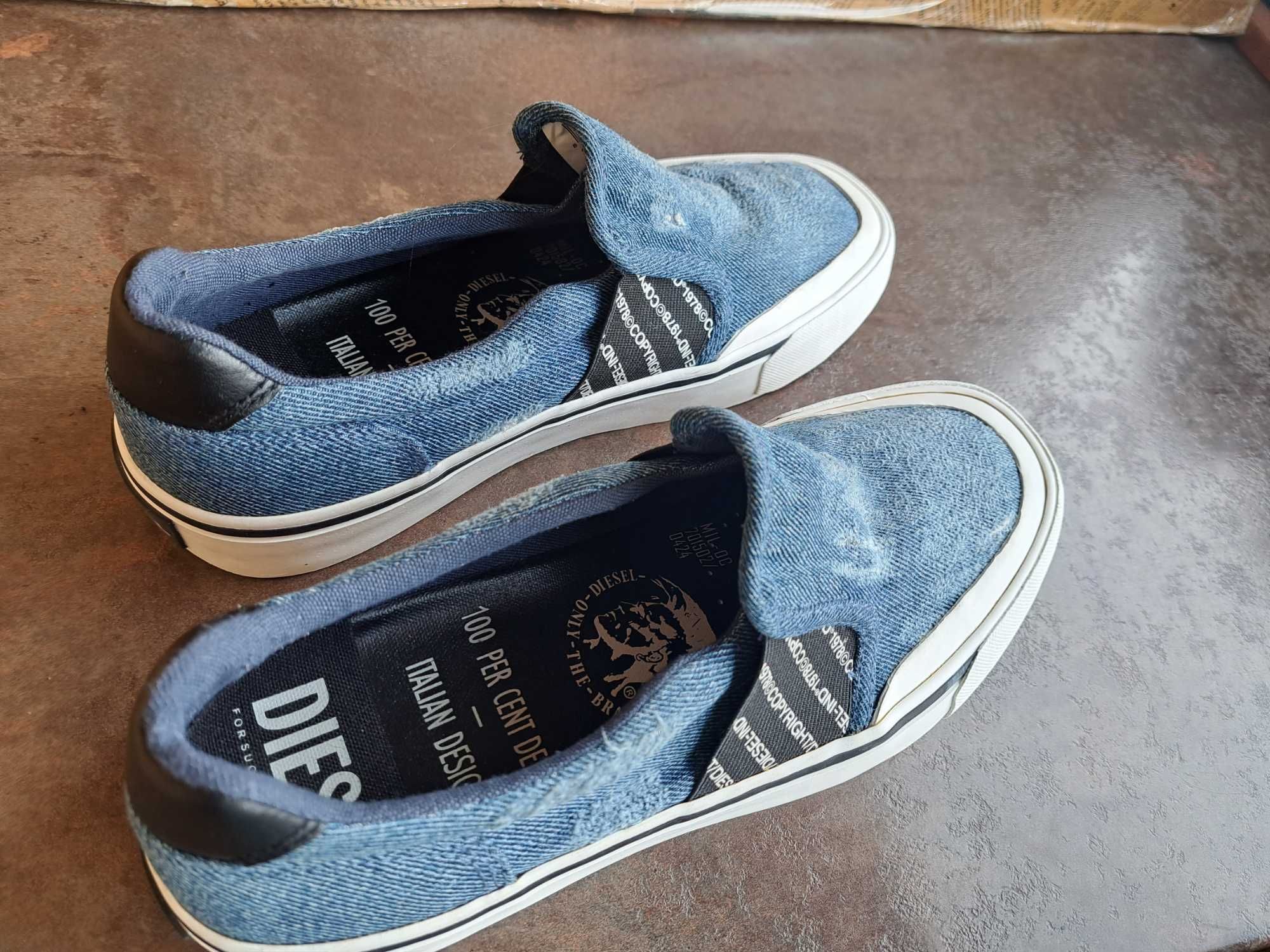 дамски кецове,дънкови гуменки,спортни обувки,маратонки,Diesel,ном.39