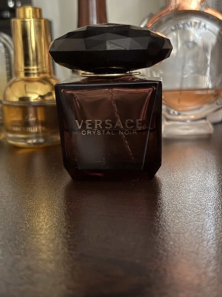 Дамски парфюм Versace crystal noir