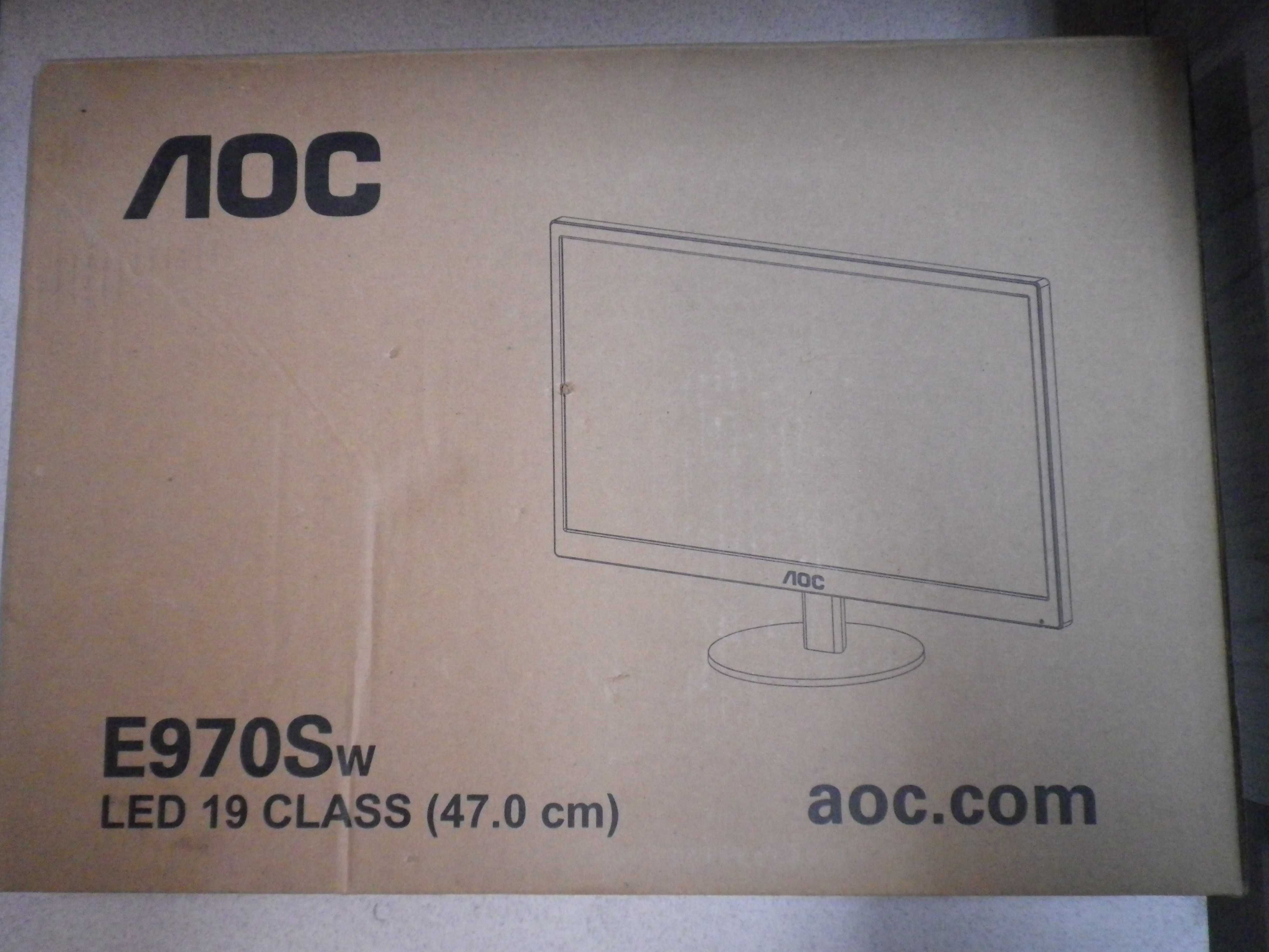 LED монитор AOC  e950Swn