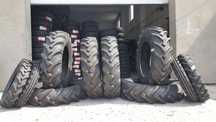 Oferta 11.2/10-28 pentru fiat u445 spate 11.2-28 cauciucuri noi agrico