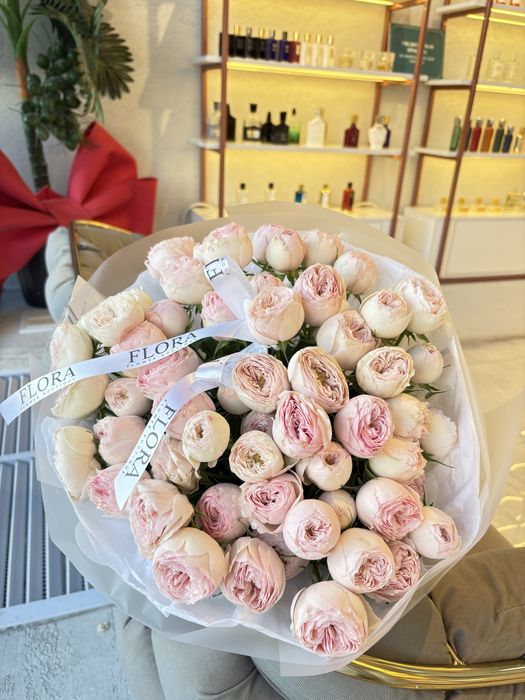 Продам букет из Пионовидных роз