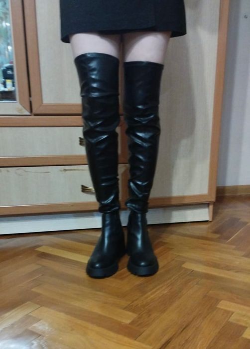 Чёрные ботфорты/ сапоги Зара