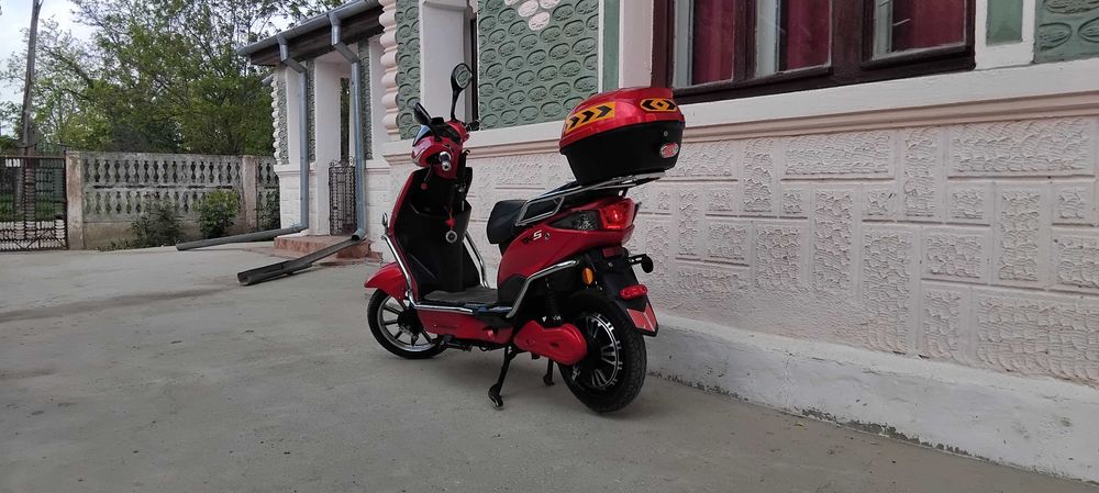 Scuter electric fără permis.