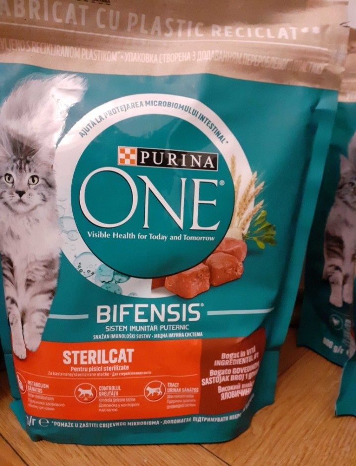 Purina one mâncare pisici