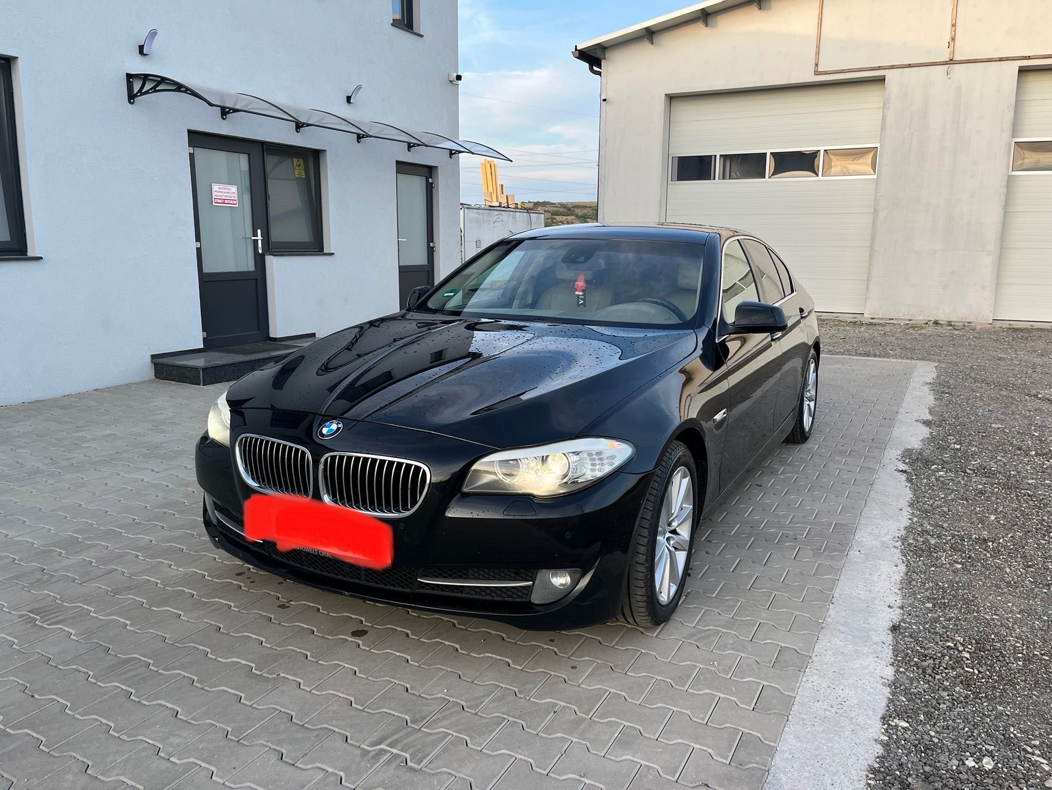 Vând BMW f10 530d