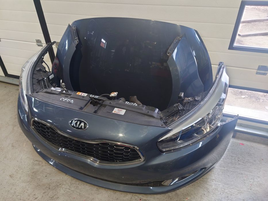 Fata completa Kia Ceed 2014 capota bara far aripa trager radiator