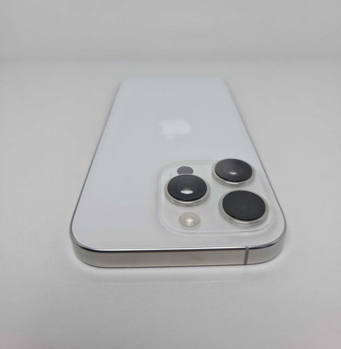 iPhone 16 Pro 256GB Titanium White