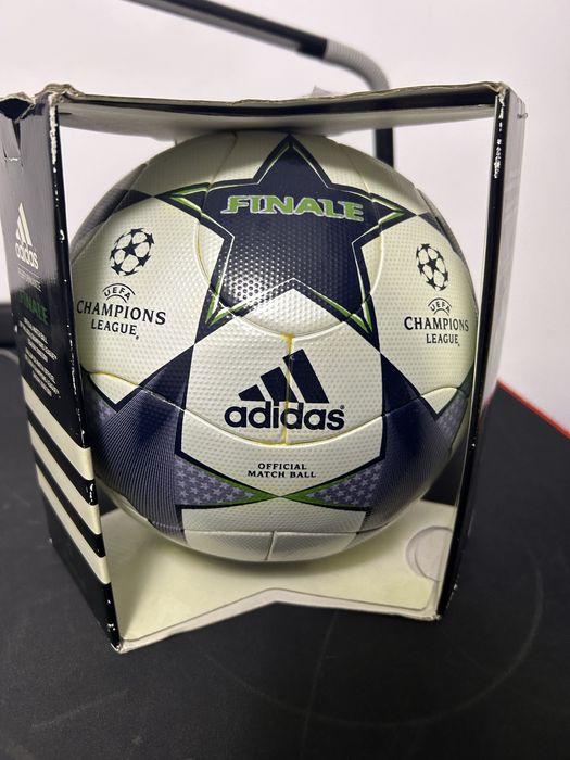 Adidas Finale 8 Official Match Ball – UEFA Champions League 2008/2009
