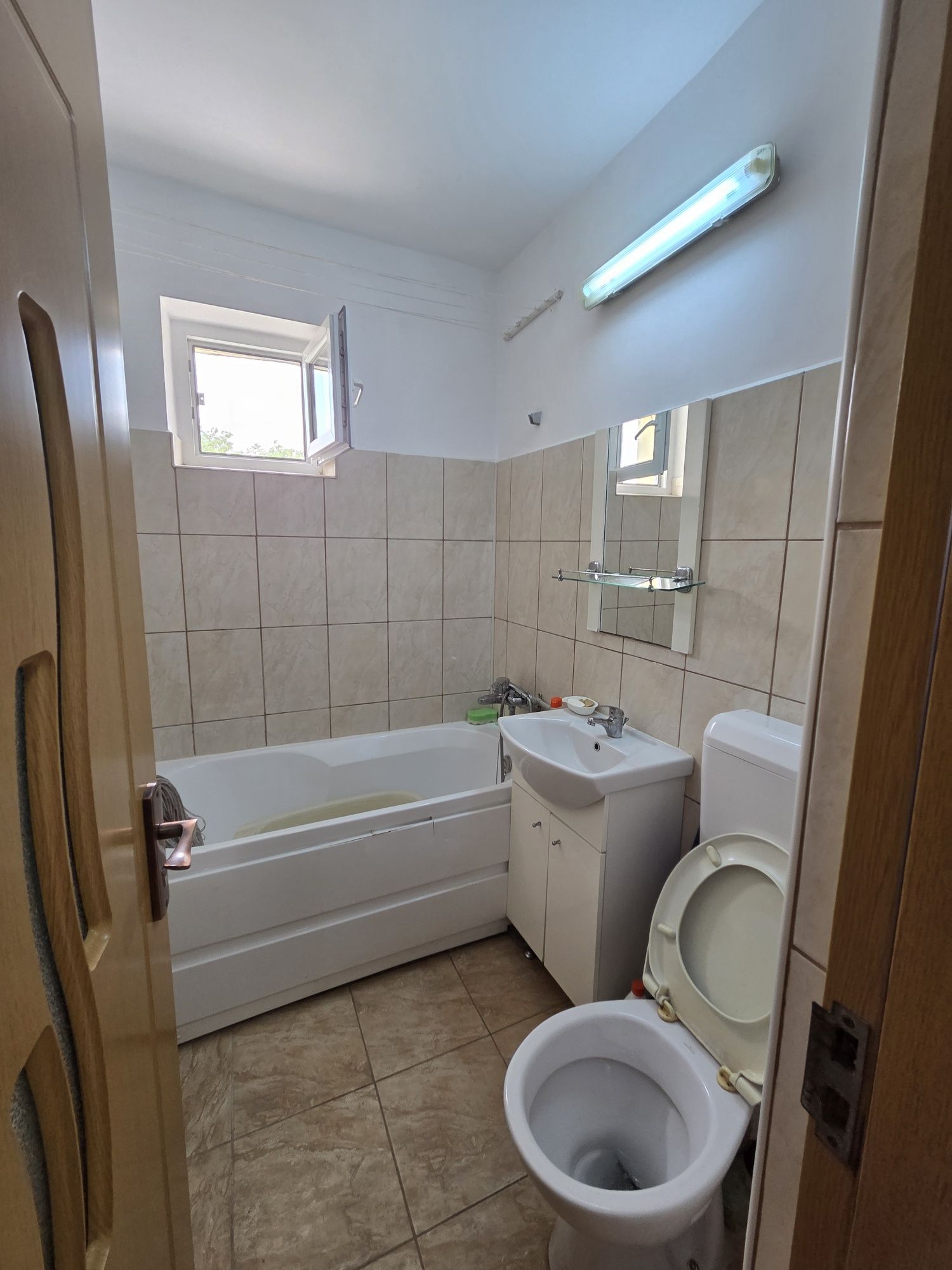 Apartament 2 camere urziceni