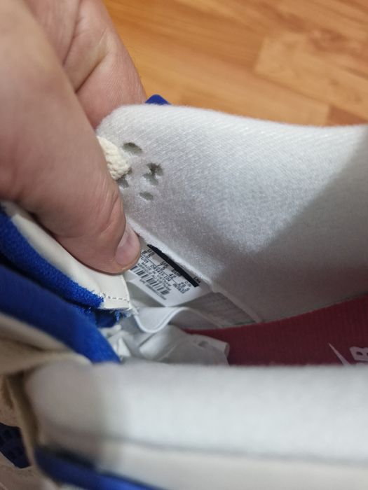 Adidași Jordan Retro patru