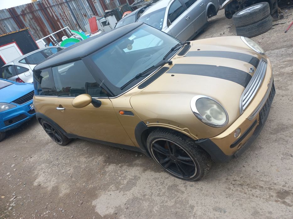 Мини купър 1.6 бензин на части