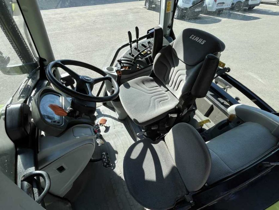 Tractor CLAAS ATOS 340